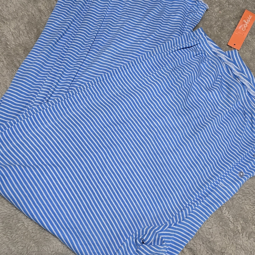 Colsie Blue and White Striped Casual Shirt